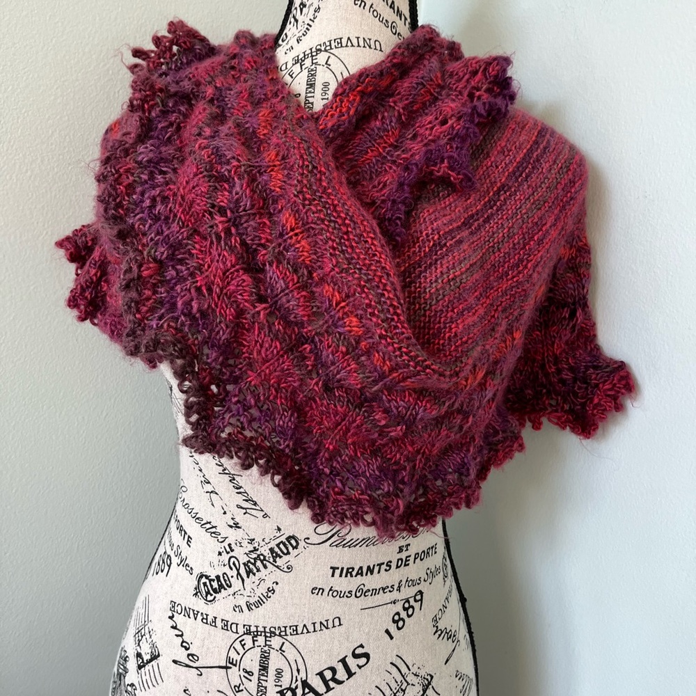 Elegant Burgundy Knit Wrap - Picture 5 of 15